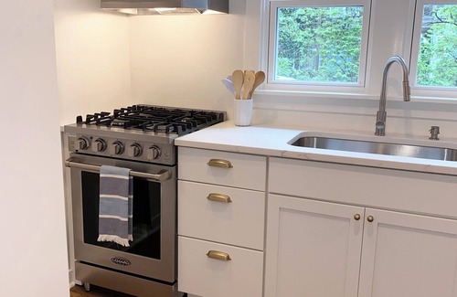 Batavia Apartment | Private Apartment. Fully furnished, beautifully decorated