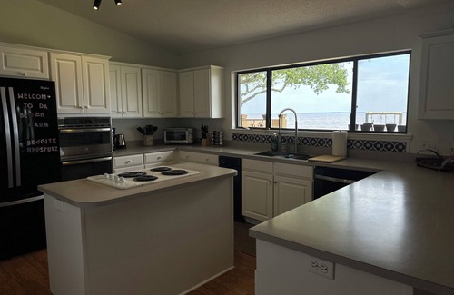 Freeport House | Private Bayfront Escape near Destin and 30a.