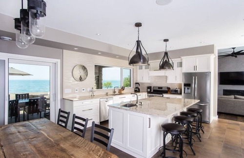 Harwich House | PRIVATE BEACH