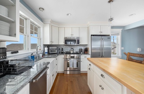 Matunuck House | Private Beach! Spectacular Ocean Views!