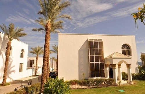 El Hadaba Villa | Private Beach with Private Swimming Pool Villa