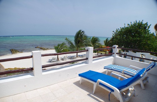 Soliman Bay Villa | Private Beachside Villa includes Cook, Pool, WiFi – Check out our Summer Sale!