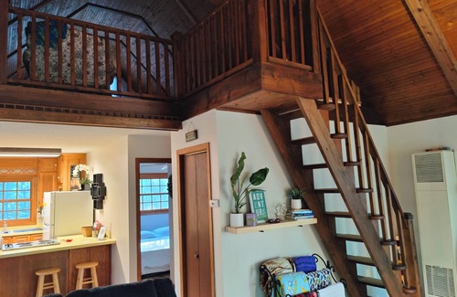 Markville Cabin | Private Cabin - 5 acres - near Hinckley Casino!