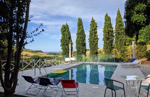 Capodarco Villa | Private Charming Villa with swimming pool and park on the Marche hills, sea view