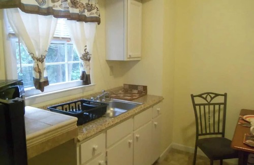 Mobile Apartment | Private Charming Small Apartment