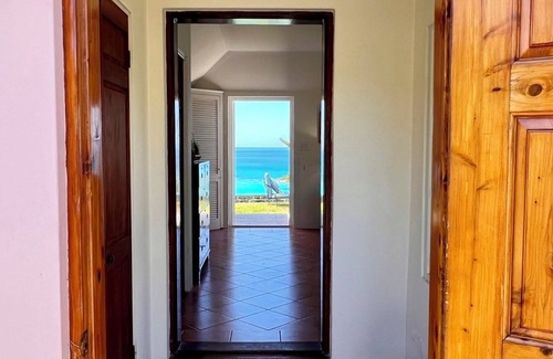 Sandys House | Private Coastal Home with Beach, Deck and Stunning Views