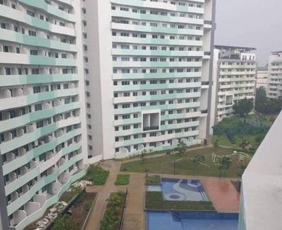 Matandang Balara Apartment | Private condo w/balcony near Batasan, Ateneo, UP, Diliman, The Residences at Commonwealth