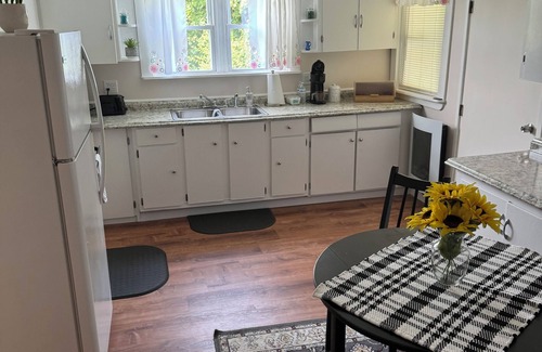 Le Roy Apartment | Private country apartment