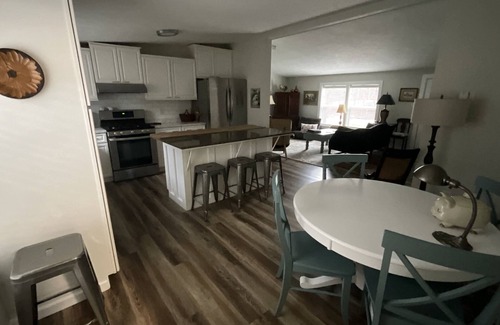 Black Creek House | Private country home-250 acres in Enchanted Mountains family-pet friendly, pond