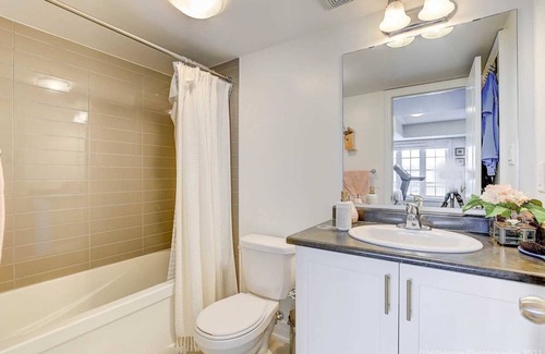 Brampton Bed & Breakfast | Private Cozy Bedroom with Private Washroom and Parking