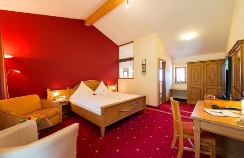 Mitterfirmiansreut Resort | Private room ∙ 2 guests