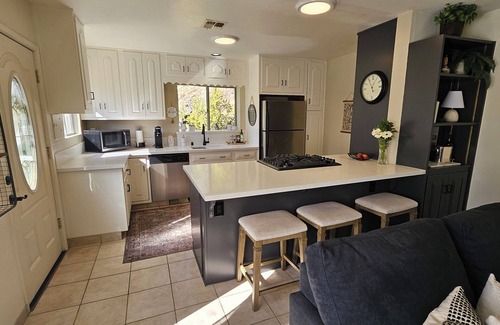 La Mesa House | Private Detatched Guest House in Mt. Helix