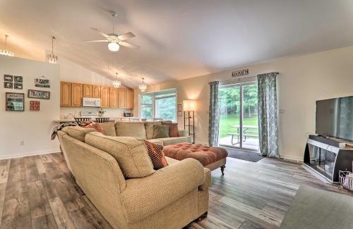 Thompson House | Private Dog-Friendly Home 3 Mi to Elk Mountain