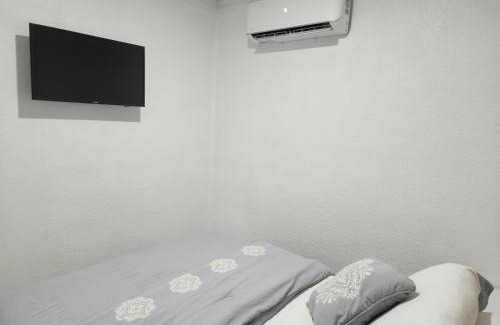 Forest City Apartment | Private Efficiency