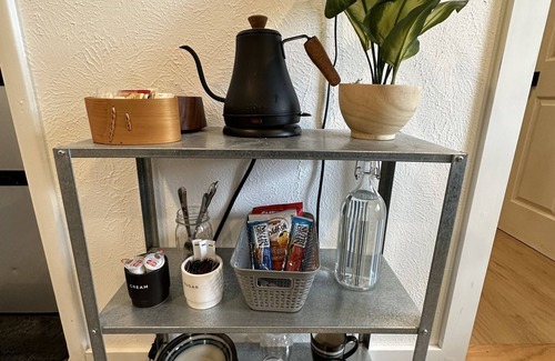 Dupont Apartment | Private Entry Modern Luxury Junior Guest Suite