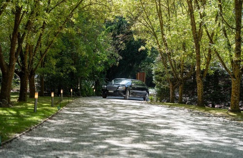 Yarra Glen House | Private Estate 10 bedrooms, 27-30 pax, games room, bar, 9 bathrooms, spa suites