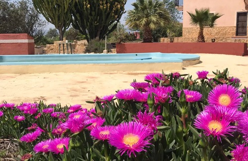 Daya Nueva Villa | Private familypoolvilla