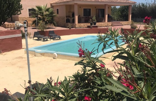 Daya Nueva Villa | Private familypoolvilla