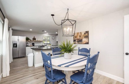 Ellenton House | Private fenced in pool home