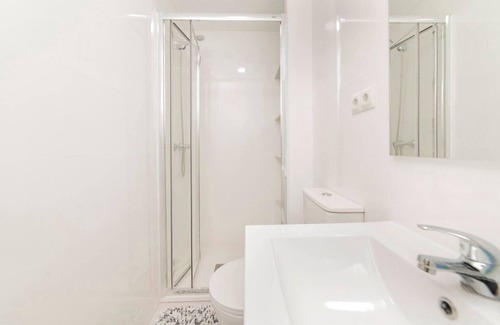 Coslada Apartment | Private garden apartment