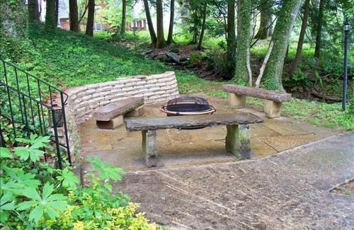 Pineville House | Private Getaway Connected to State Park and Golf Course!