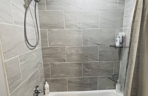 Church Hill House | Private Guest Room/Bath - Historical Downtown RVA