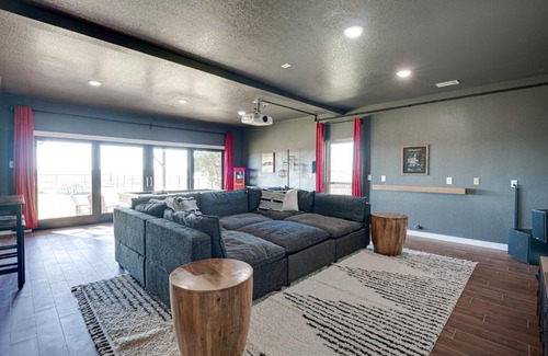 Waxahachie House | Private Guesthouse with Deluxe Home Theater home