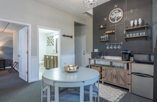 Canton Apartment | Private Hillside Hideaway Between AVL & Waynesville