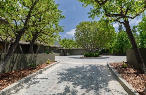 Altadena House | Private Hilltop Retreat w/Pool & Tennis Court