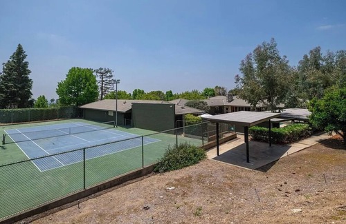 Altadena House | Private Hilltop Retreat w/Pool & Tennis Court