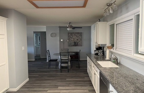 East Mesa House | PRIVATE HOME IN 55+ GATED GOLF COURSE COMMUNITY - Golf Cart Included with rental