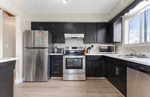 Chilliwack Proper Village West House | Private home stay