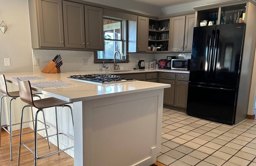 New Paltz House | Private Home with stunning views. Welcome to Cherry Tree House