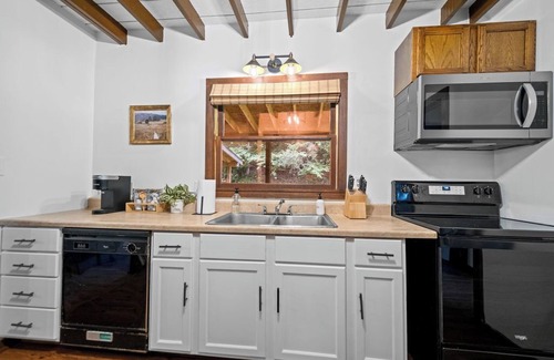 Canvas Cabin | Private, Hot Tub, 2 Acres, Fire Pit, Small Pond, Outdoor Dining