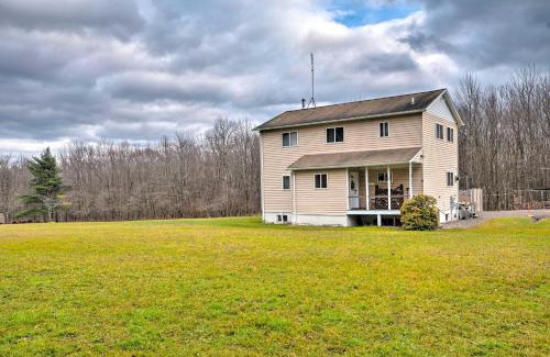 Orson House | Private Hot Tub and Fireplace Poconos Home!