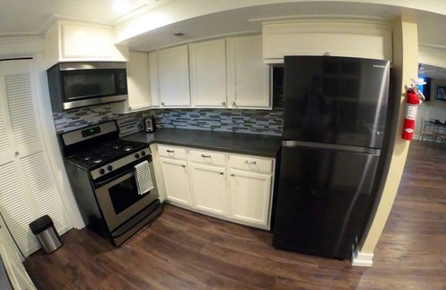 Harvey Park South House | PRIVATE HOT TUB! Stunning updated downstairs home- Amazing Location