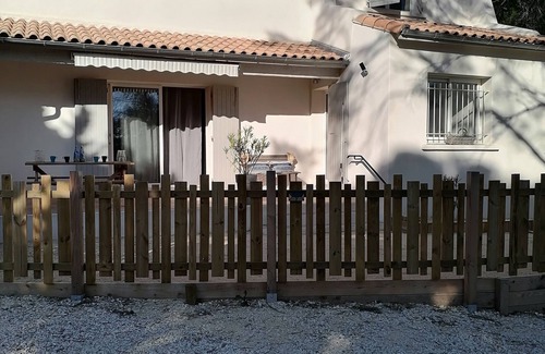 Langlade House | PRIVATE HOUSE "Cigal'O'Pin" in the heart of the Garrigue