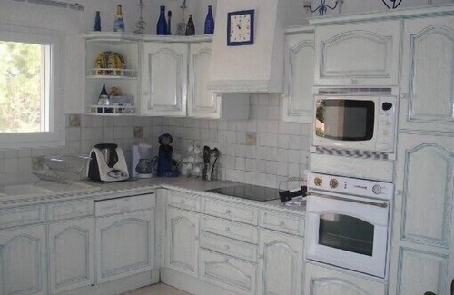 Puisserguier Villa | Private house in quiet village close to the sea and mountains