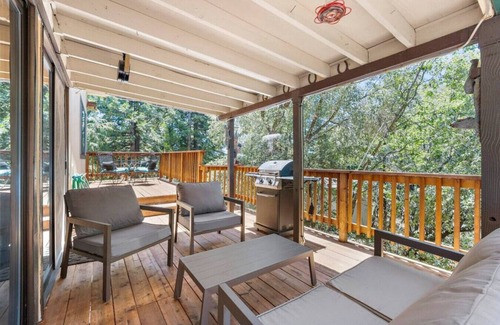 Twain Harte Cabin | Private, huge comfy cabin/Great location.