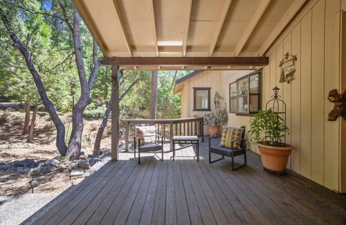 Twain Harte Cabin | Private, huge comfy cabin/Great location.