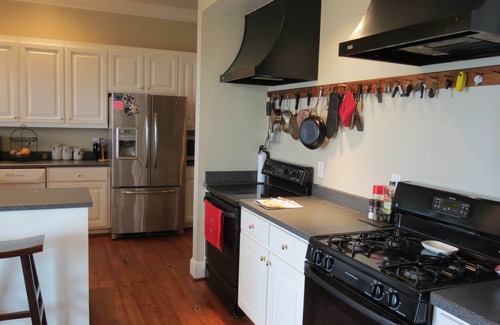 Minnesott Beach House | Private infinity pool, hot tub, tennis/basketball court on the Neuse River!