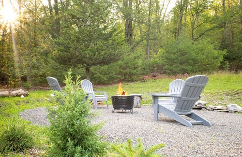 Kerhonkson Cottage | Private Kerhonkson cottage on 3 acres with hot tub, pure coziness.nnnnnnn