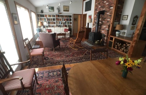 Pleasant Point House | Private, light filled property with private water access