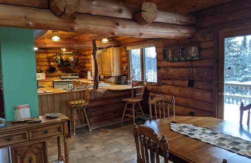 Remer House | Private Log Lodge Nestled In Chippewa National Forest On Secluded Lake.