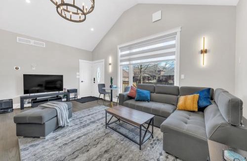 LaSalle Apartment | Private Luxury 1BR Apartment in Prime Location