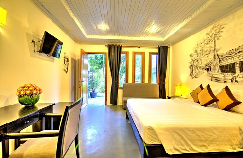 Siem Reap Hotel | Private Luxury Room Balcony - Free Round Trip Airport Transfer