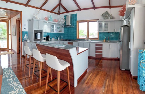 Bocas del Toro House | Private Luxury Over the Water Bungalow