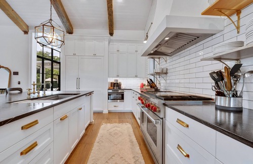 Bradenton House | Private Luxury Waterfront Estate 🌿 Step into the Jubilee Sanctuary.