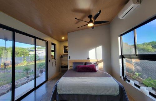 Punta Mango Cabin | Private Mango Surf Studio with WiFi Hot Water and AC