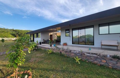 Punta Mango Cabin | Private Mango Surf Studio with WiFi Hot Water and AC